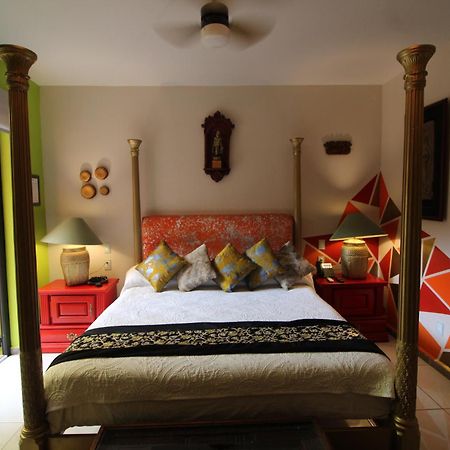 גואדלחארה Eklectic Hotel Boutique מראה חיצוני תמונה
