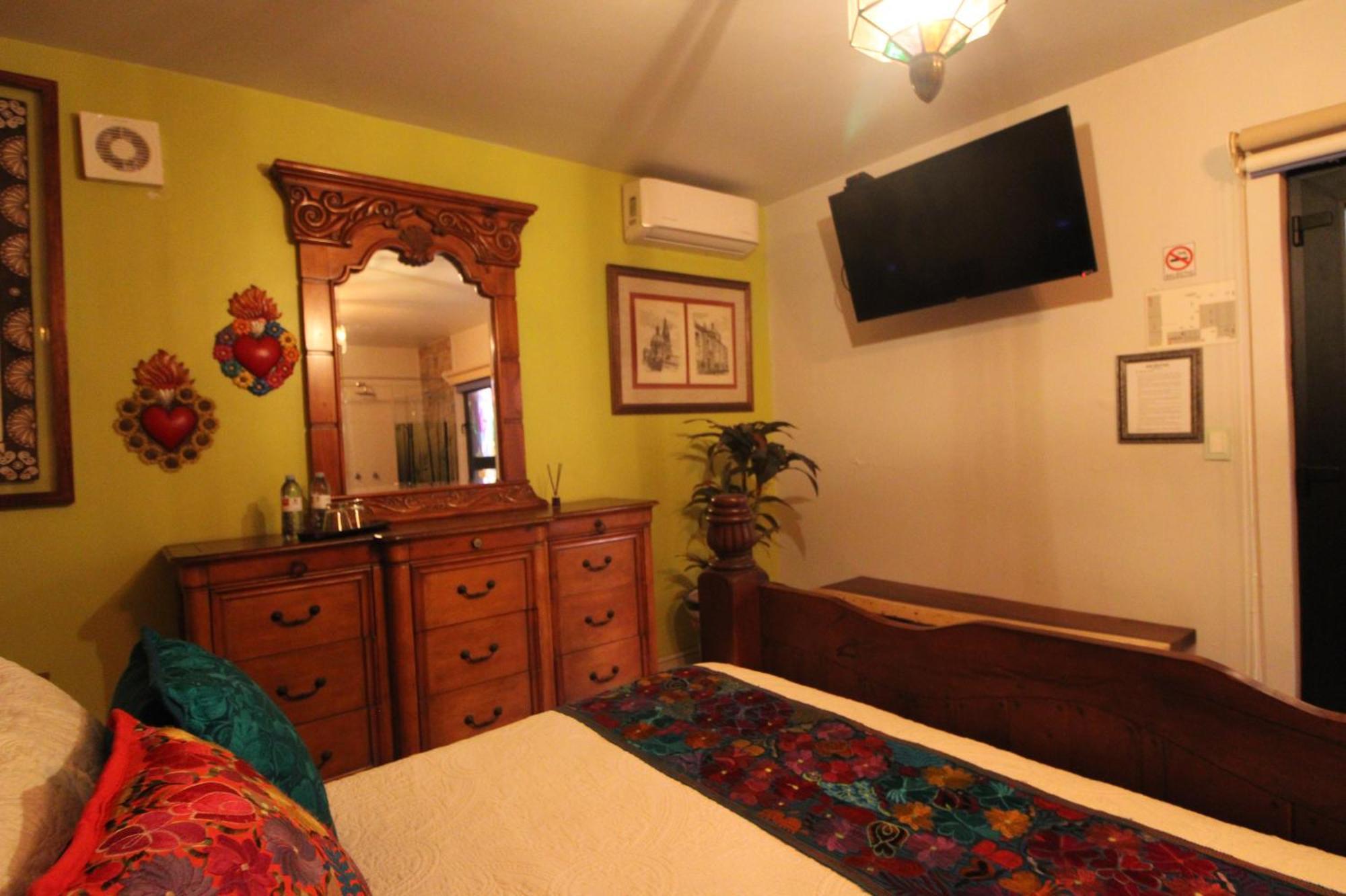 גואדלחארה Eklectic Hotel Boutique מראה חיצוני תמונה
