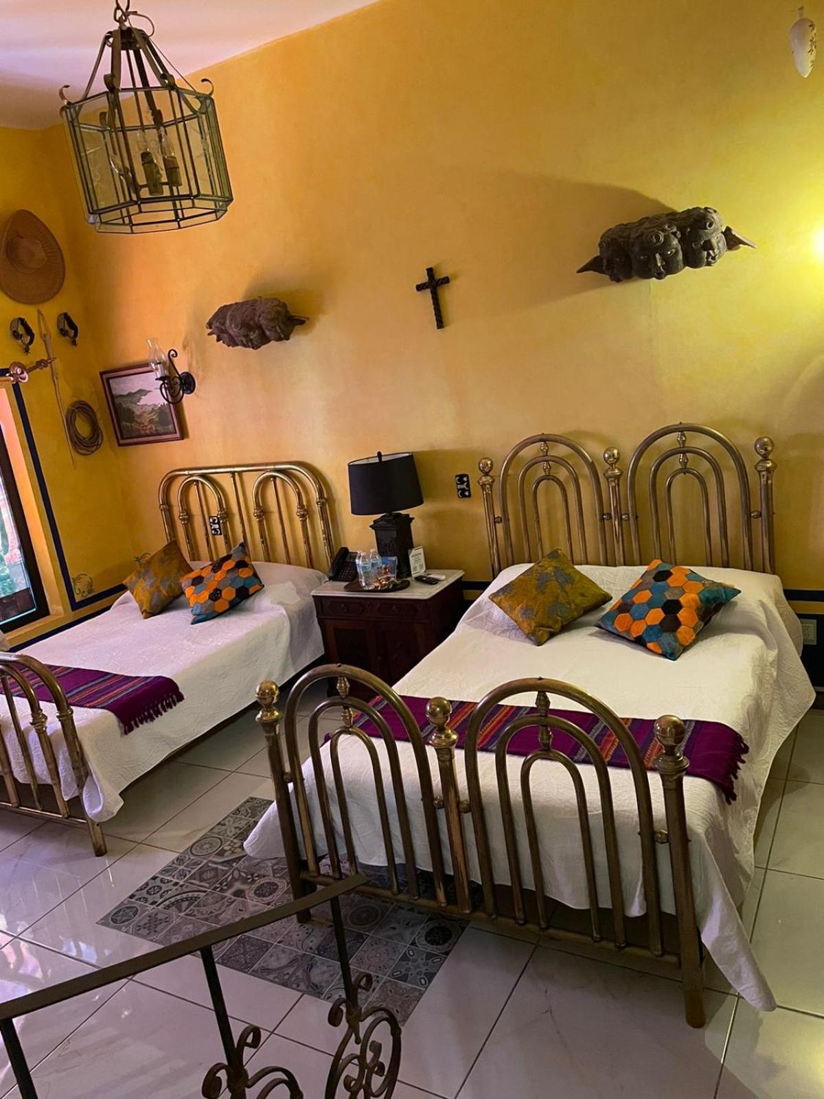 גואדלחארה Eklectic Hotel Boutique מראה חיצוני תמונה